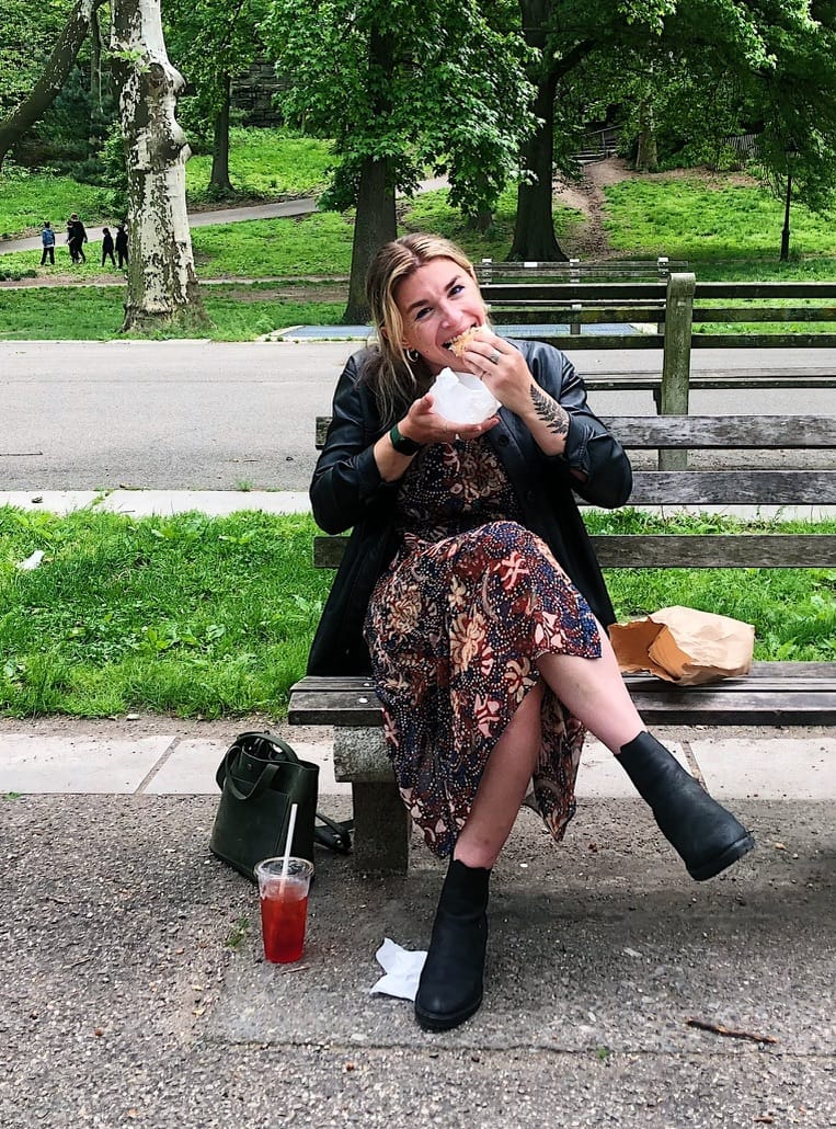 4. My first bagel in Central Park at the start of what would turn into a 3 month whirlwind adventure in NYC after a national championship with the @allbluesrugby , jumping sublet to sublet and meeting the most wonderful group of people who would soon welcome me to my new home for the next 3 years.